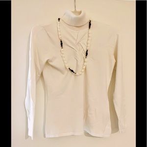 Winter White Sweater, M. BUY TODAY — PROCEEDS TO FAMILY HEART FOUNDATION!